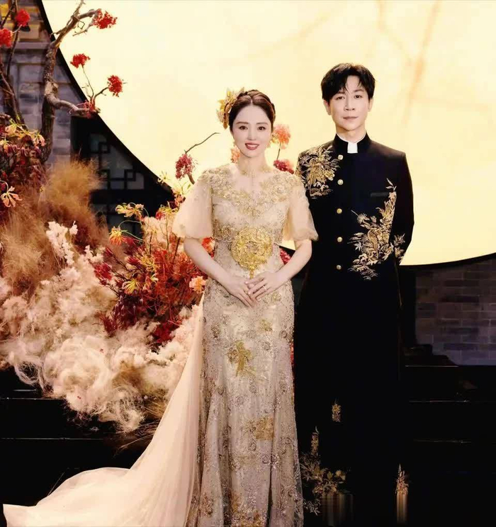 董璇再婚幸福，女儿小酒窝愈发优秀|张维伊|嗨1995|高舒乔|拆·案|舞蹈_新浪娱乐_新浪新闻