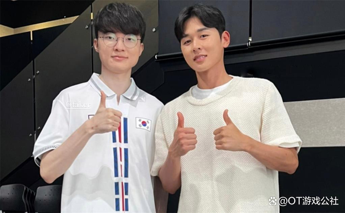 faker还是扛不住了,宣布因为手伤暂时停播,小吕布称最近晕了2次|T1|T1_Faker|身体|选手|伤病_新浪新闻