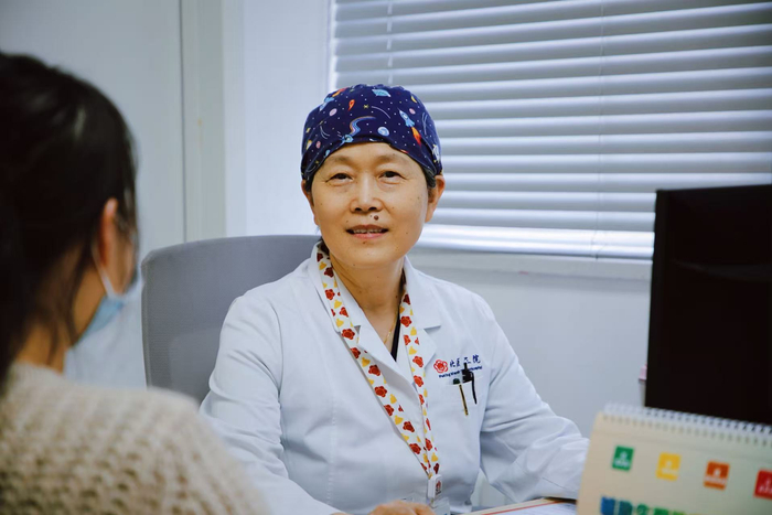 北京大学第三医院教授、主任医师，妇产科主任赵扬玉。受访者供图