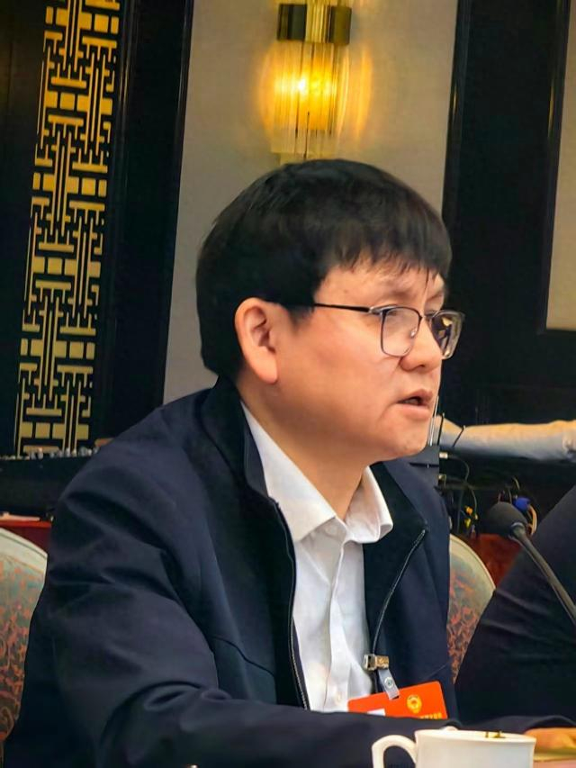 张文宏委员。受访者供图