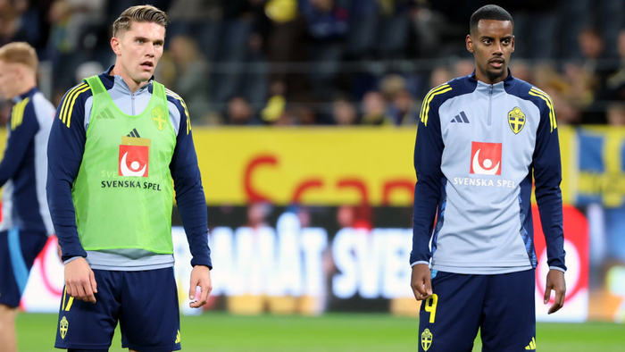 而同为瑞典人，又都是前锋，外界避免不了频繁把他与同为瑞典前锋、同样在今夏完成重磅转会的伊萨克放在一起比较。