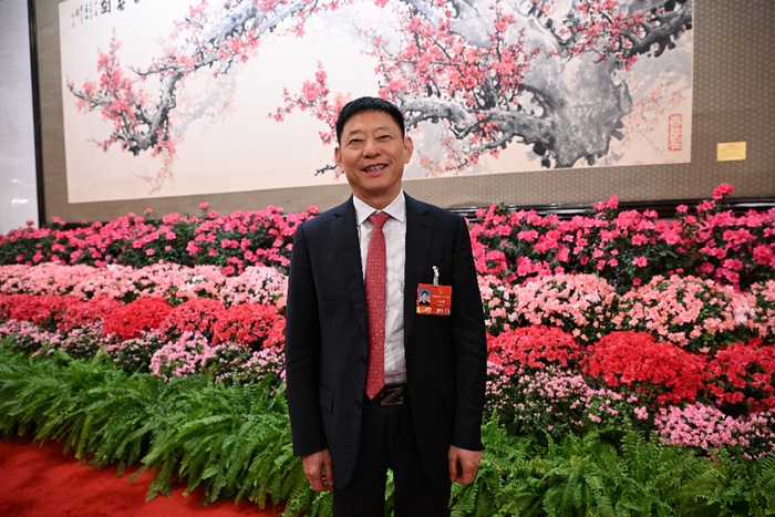 （全国人大代表、天工国际董事局主席朱小坤。受访者/图）