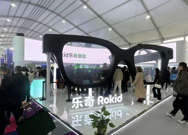 中国（上海）国际眼镜业展览会现场 图片来源：财联社记者/摄