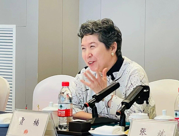 全国政协常委、国家统计局原副局长贾楠