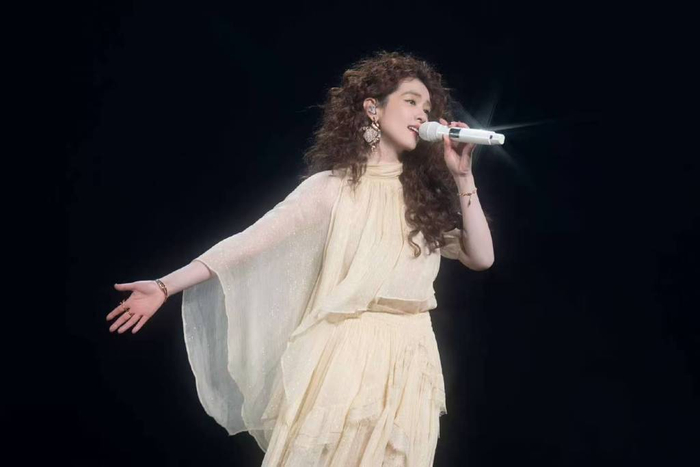 “回眸”演唱会现场照