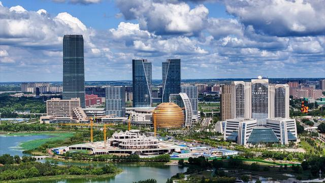 这是无人机拍摄的长春新区北湖未来科学城。新华社记者 许畅 摄