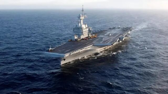 　法国“戴高乐”号航母（图源：新华网）