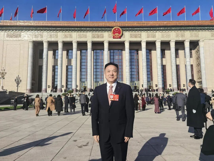 宁凌