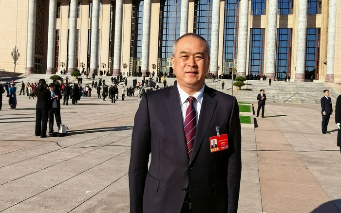 全国人大代表、吉林省白山市市长王雪峰。受访者供图