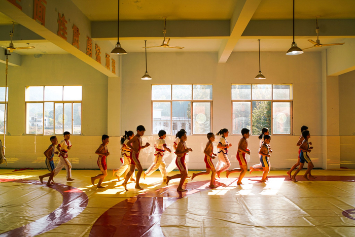 图源：界面图库