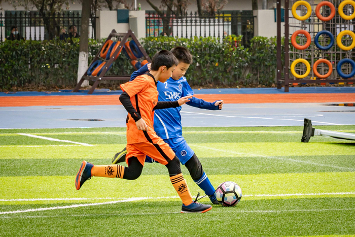 图源：界面图库