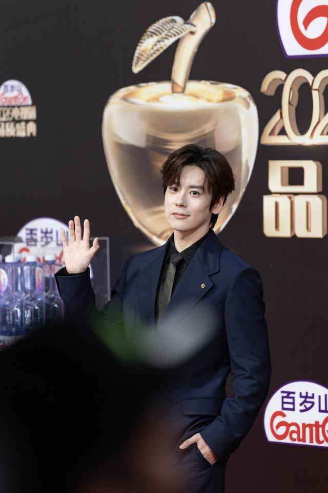  打开网易新闻 查看精彩图片 