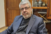 伊朗大使证实新任最高领袖在美以袭击中受伤：他是2月28日的幸存者