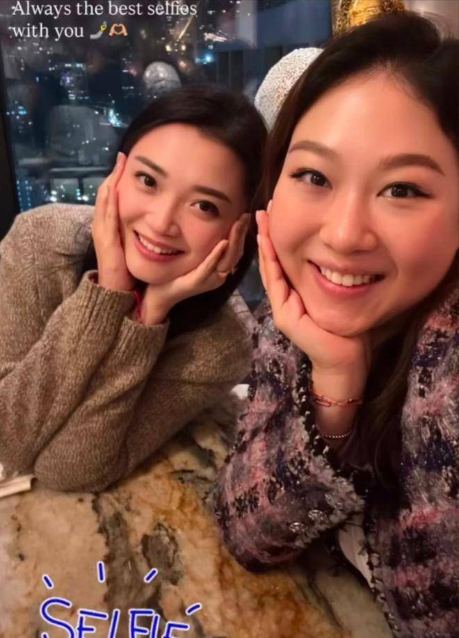  可以想见，这场生日聚会只是开端，接下来曾昭怡还会与家人及亲友们继续庆祝。借此机会，祝她生日快乐，家庭幸福美满。