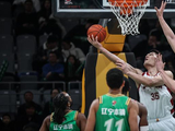 CBA常规赛： 辽宁本钢胜山西汾酒