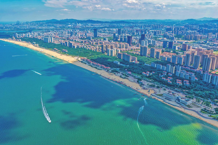烟台黄渤海新区美丽海湾。受访者供图