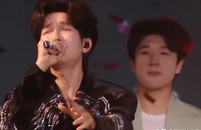 打开网易新闻 查看精彩图片