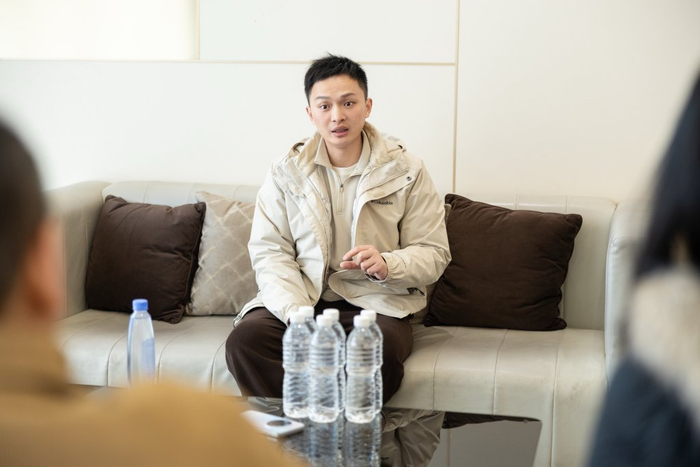 短剧十字路口：AI来了，他们还在拍真人