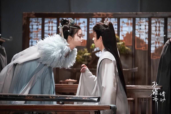 图片来源：微博《孔雀圣使请动心》