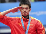 林丹称尊重儿子网球梦想，全家赴西班牙训练并承诺不改国籍