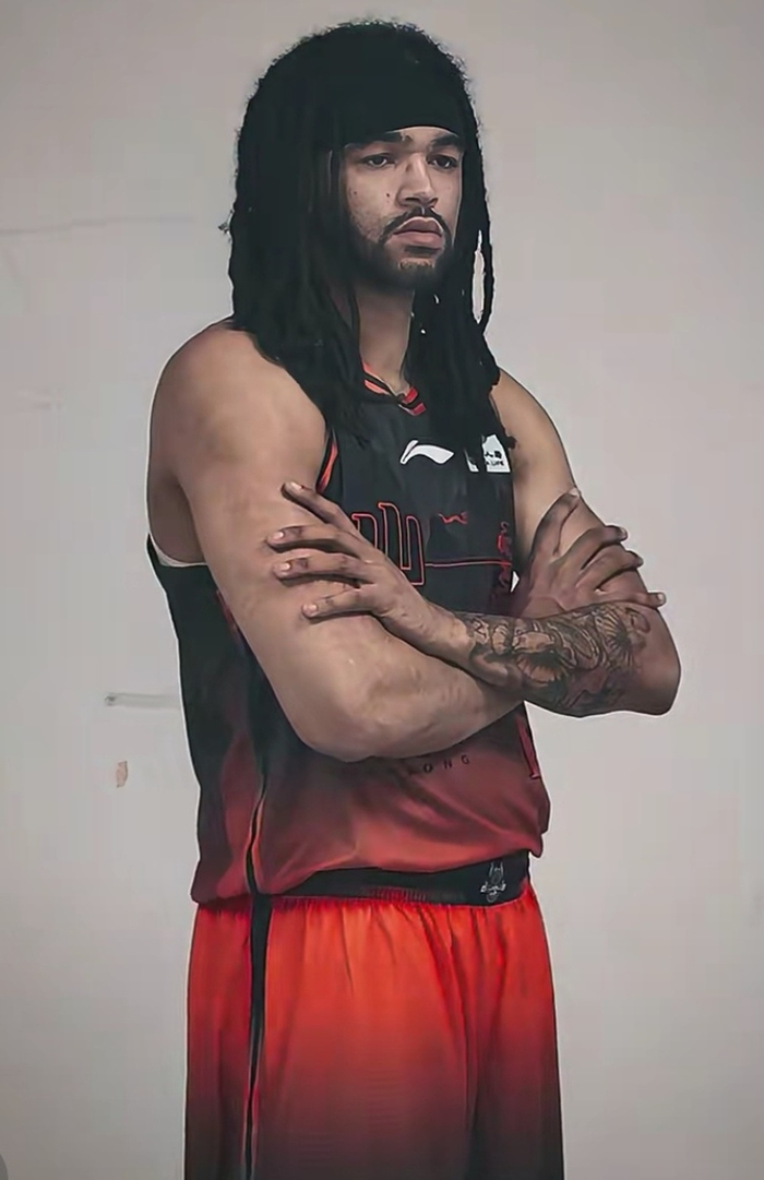 山东高速男篮新外援琼斯   山东高速篮球俱乐部官方抖音视频截图