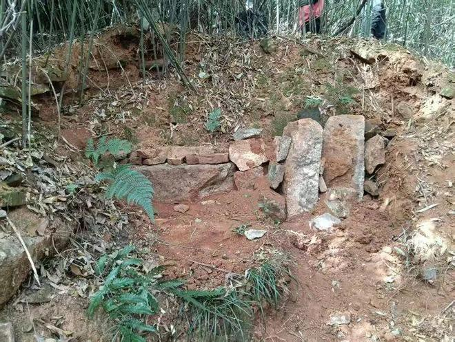 寿镜吾墓，图片来自杨晔城