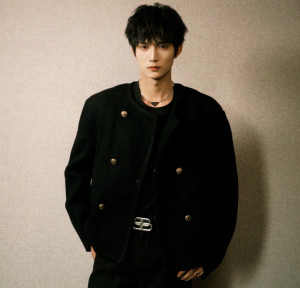 王培延，2001年出生于重庆，西安交通大学汉语言文学专业毕业，中国内地男演员[1]。