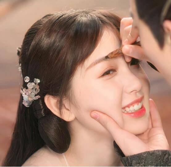 [免责声明]该文所述时间、过程及图片均源自网络，旨在传播正能量，尤其不含低俗及不良引导，请各位观众理性对待，避免留下偏见或恶意评论，互联网并非法外之地。如发现任何真实性争议、版权或图片侵权问题，请及时联系作者，我们将予以删除。