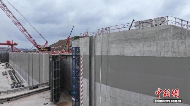 图为平陆运河青年枢纽无水单机单闸调试现场。平陆运河集团供图