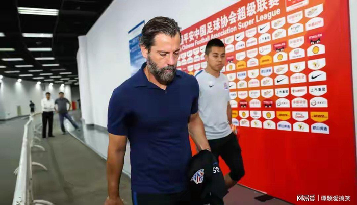 打开网易新闻 查看精彩图片