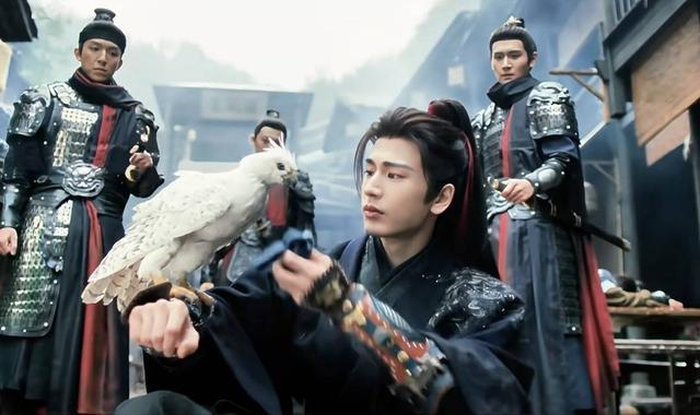 张凌赫剧照 图据《逐玉》视频截图