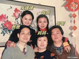 朱媛媛原生家庭！全家福曝光，和妈妈共用一张脸，哥哥影响她一生