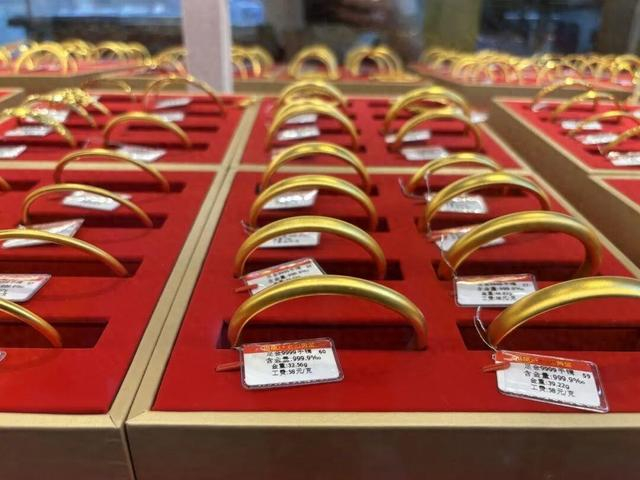吴恩慧摄