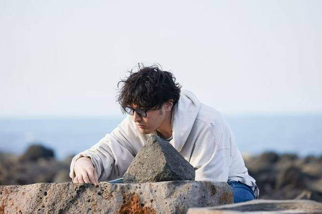 每周五中午12点在芒果TV、晚上20:10在湖南卫视，让我们一起慢下来，享受生活里的每一份趣味与温暖。