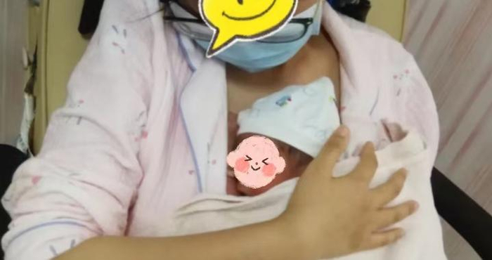 让“爱的抱抱”更安全有效，袋鼠式护理有了操作规范