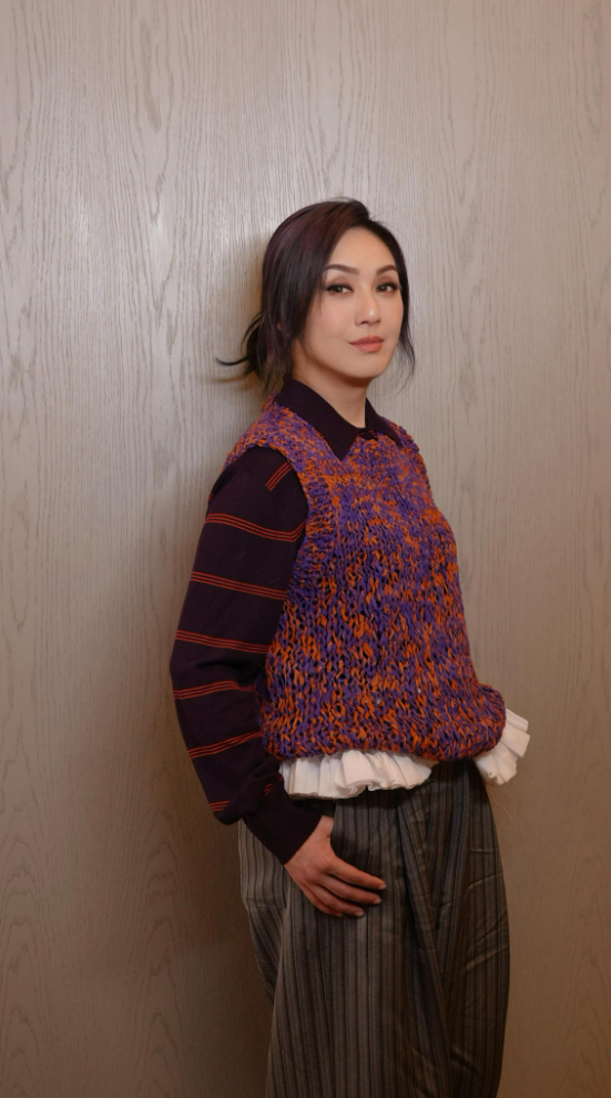 ▲杨千嬅坦言“现在的勇，是接受自己的变化”。