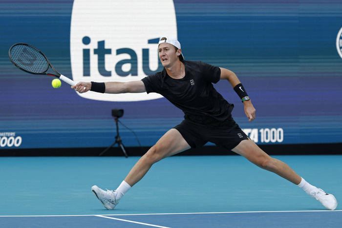 3月22日，科达在比赛中回球。 新华社/路透