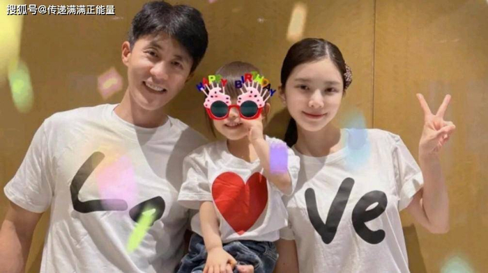 别急着让你家娃当童星,先听听杜淳老婆这段话,就会更有主意了|王灿|高舒乔|董璇|小酒窝|尴尬_新浪娱乐_新浪新闻