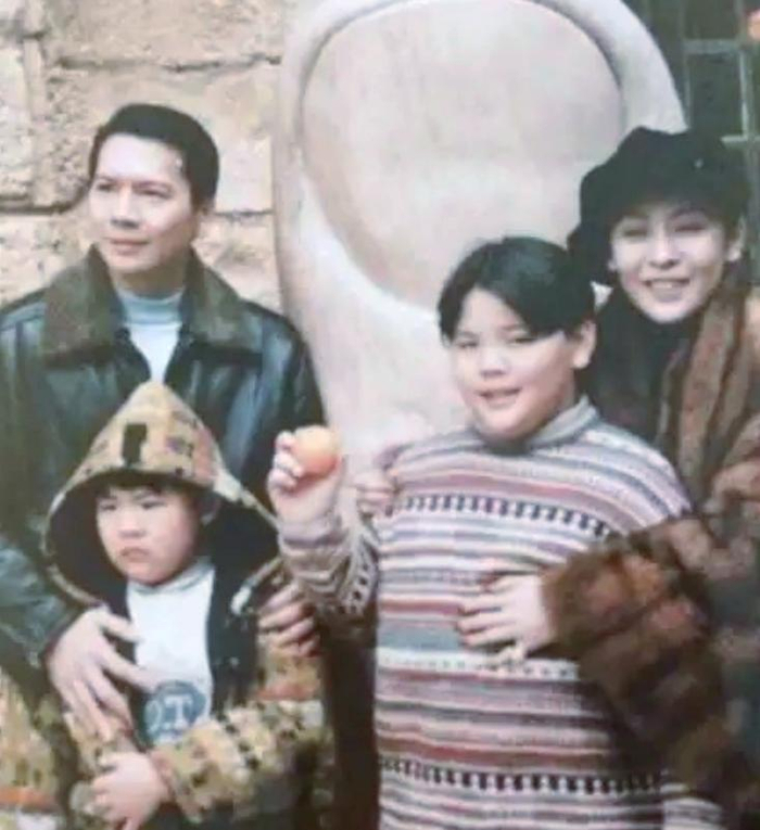 ▲ 鲜为人知的女儿向咏恒 