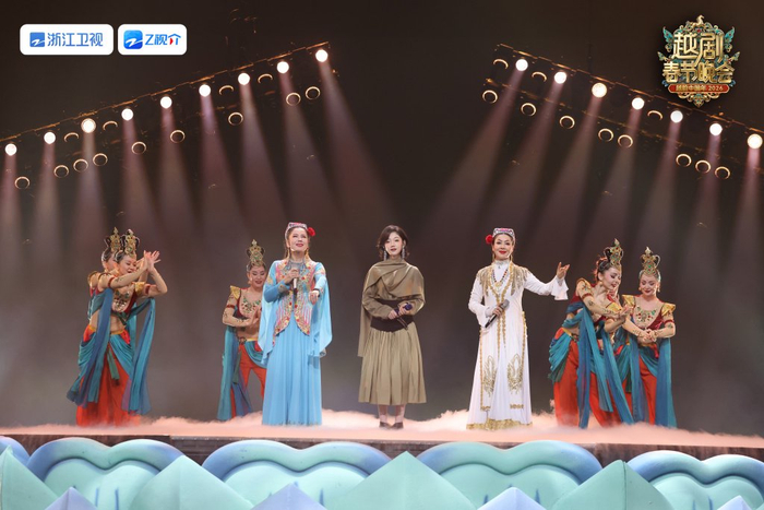 “越剧春节晚会”剧照 