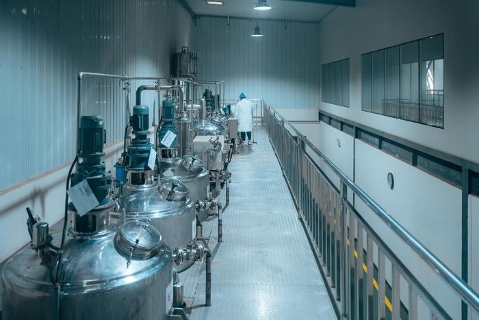 湖北省荆门市屈家岭管理区宝得瑞（湖北）健康产业有限公司萃取生产车间。邱活摄