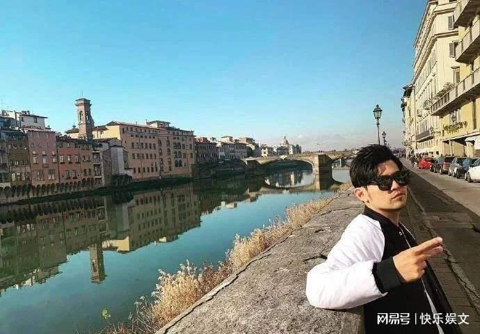 打开网易新闻 查看精彩图片