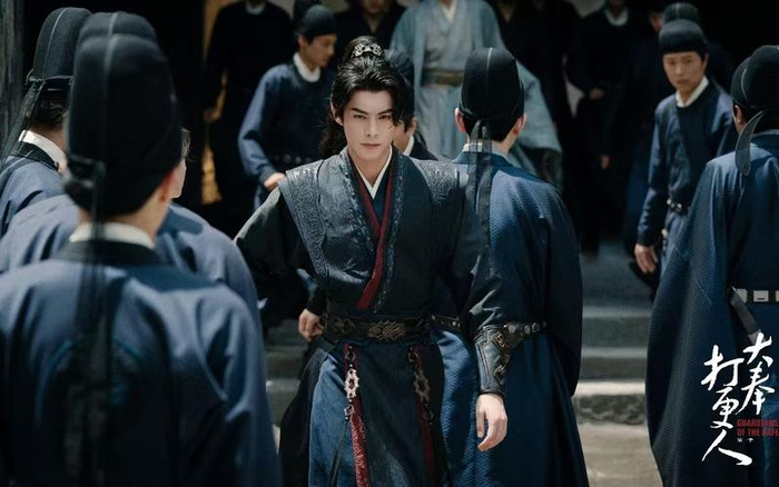 王鹤棣饰演许七安。