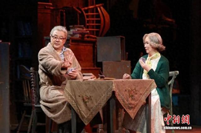 北京人艺《洋麻将》再登台。演出方供图