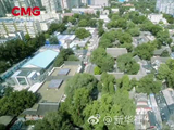 邓为说很荣幸再担丁香诗会推荐官