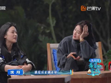 沈月认为自己不算漂亮