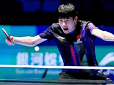 王励勤现场见证！温瑞博1-4无缘8强，这下夺冠压力全给到了王楚钦