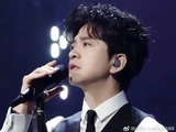 李健作为《传奇》原唱和创作者，在此次纠纷中扮演了什么角色？