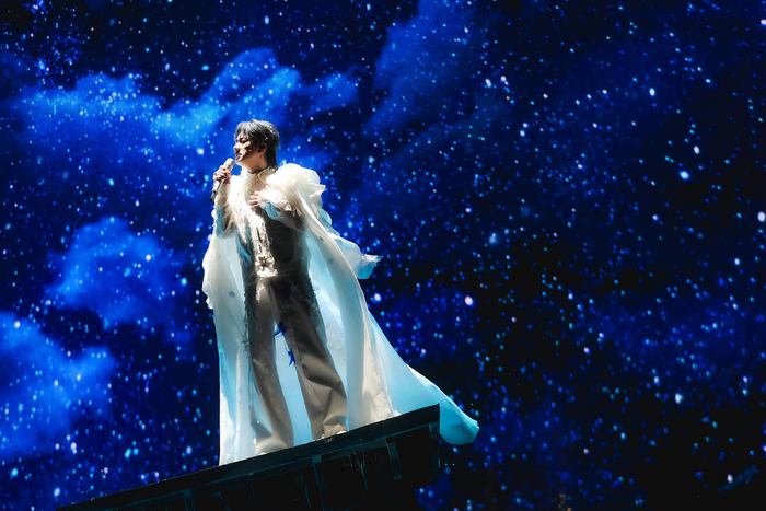 海来阿木舞台。