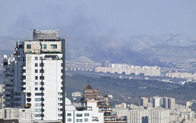 以军称空袭德黑兰多处关键基础设施